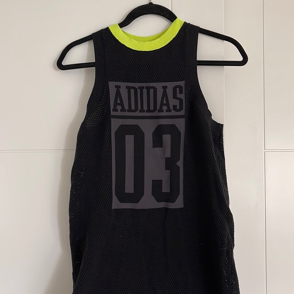 ADDIDAS Mesh tank Size xs